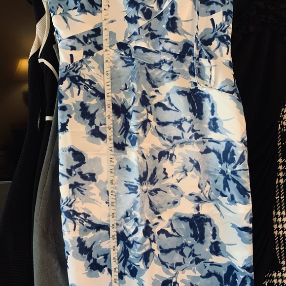 Summer dress Strapless -or use the detachable strap that comes with it. Sz 10 - Picture 9 of 12